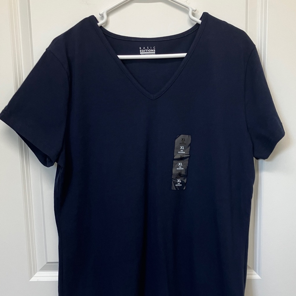 NWT Basic Editions Navy Short Sleeve Tee